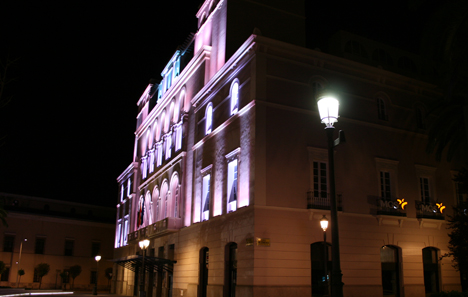 Fachada Teatro López de Ayala