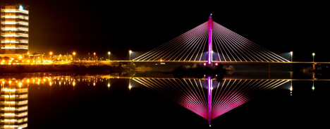 Iluminación de Philips del Puente Real de Badajoz