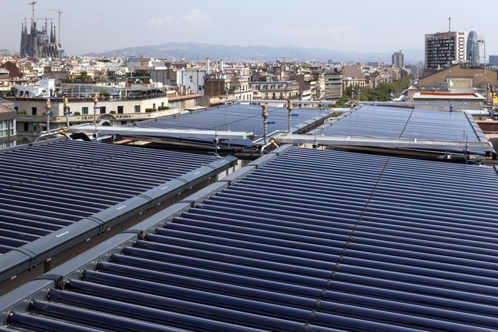 Buderus suministra energía para calefacción y acs en el Palace Hotel Barcelona. Instalación solar térmica.