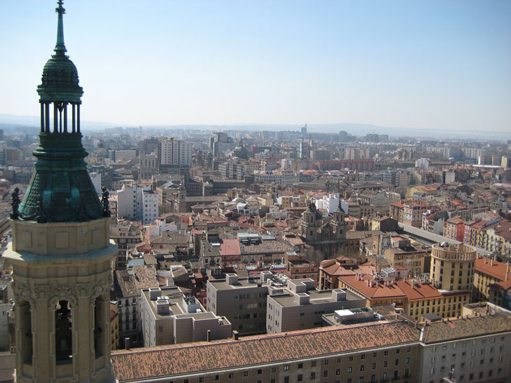 Ayuntamiento de Zaragoza aprueba una serie de acciones de rehabilitación energética en viviendas sociales. 