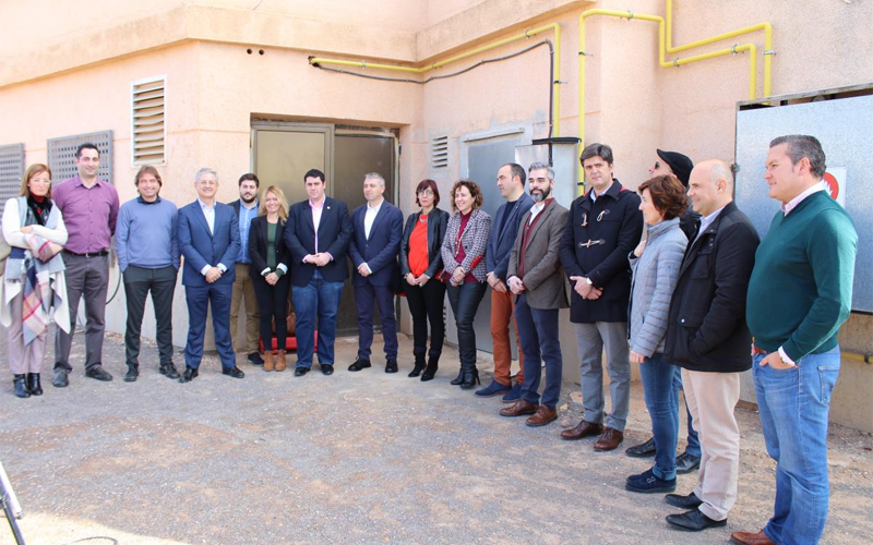 Visita institucional a la piscina municipal del Ayuntamiento de Nules por su proyecto de geotermia.