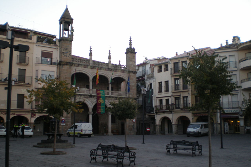 Plaza del Ayuntamiento de Plasencia (Cáceres).