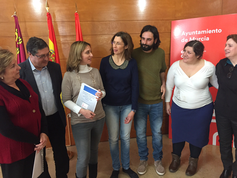 Ayuntamiento de Murcia. Conchita Ruiz presenta el plan para luchar contra la pobreza energética. 