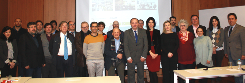 Miembros del Comité Técnico del III Congreso Edificios Inteligentes, tras la celebración de su primera reunión.