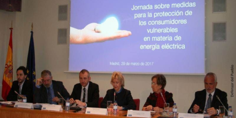 FEMP pide medidas legislativas que aseguren el suministro en situaciones de Pobreza Energética