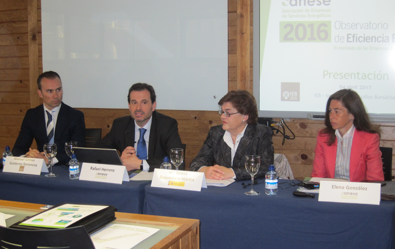 Participantes en la presentación del Observatorio de Eficiencia Energética de Anese. 