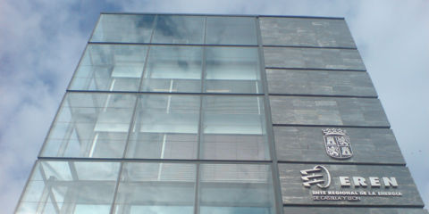 El EREN inscribe en el registro oficial las dos instalaciones de autoconsumo eléctrico de su sede