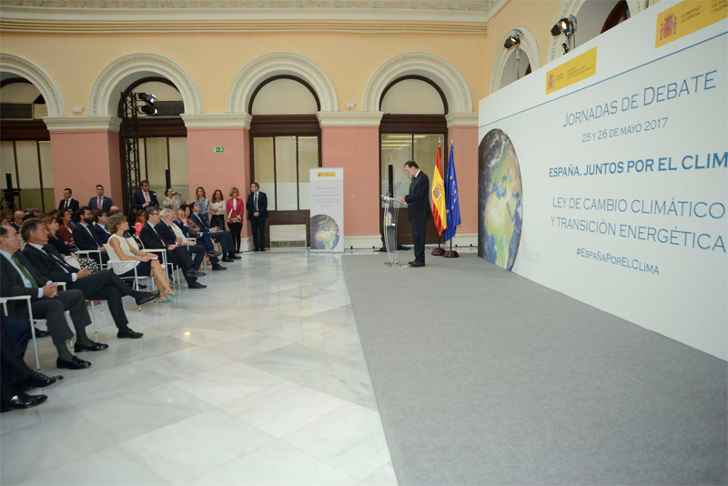 Mariano Rajoy da un discurso en una jornada sobre Ley de Cambio Climático y Transición Energética
