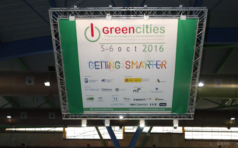 Panel con el cartel de Greencities 2016, celebrado en Feria de Málaga. 