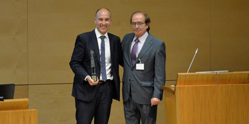 Momento en el que Fundación CIRCE recibe el Premio Ciudadanos Europeos.