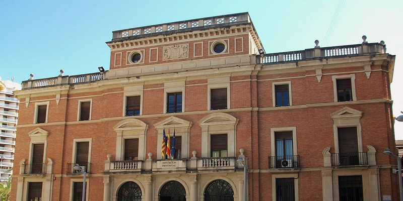 Fachada de la Diputación de Castellón.