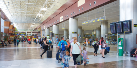 AENA licita la renovación de la iluminación de varios aeropuertos con tecnología LED