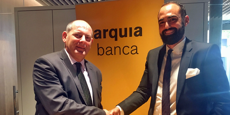 Firma del acuerdo entre Claner y Arquia Banca para facilitar la financiación a empresas del sector renovable.