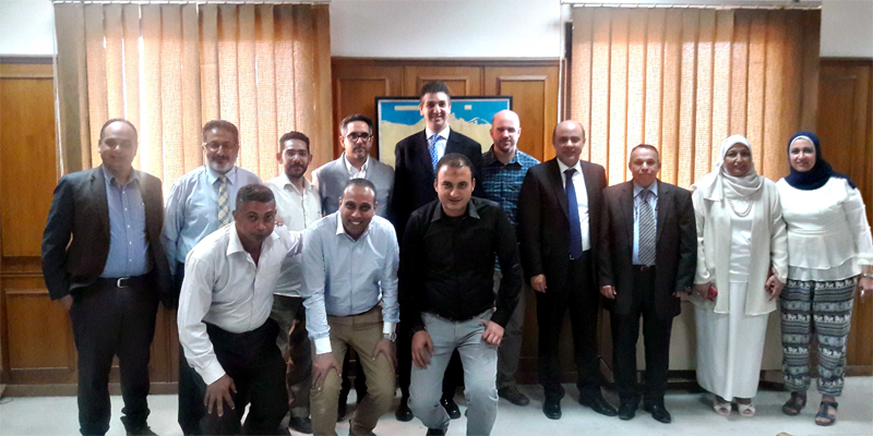 Miembros del equipo que participa en el proyecto de capacitación del laboratorio de ensayos de componentes de energía solar térmica en Egipto, en el que participa CENER.