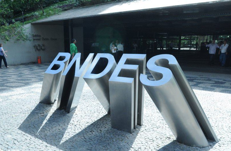 Entrada al edificio de BNDES. Brasil. 