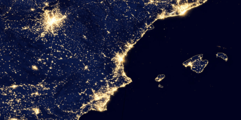 Valencia combate la contaminación lumínica renovando el alumbrado urbano