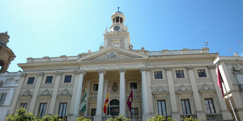 Fachada del Ayuntamiento de Cádiz