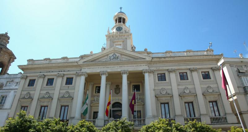 Fachada del Ayuntamiento de Cádiz