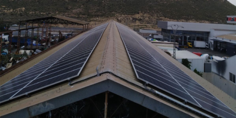 Finaliza la instalación de la primera cubierta de autoconsumo fotovoltaico de la ciudad de Alicante