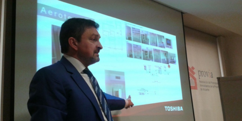 Acuerdo de colaboración para promover la aerotermia en los edificios de obra nueva de Alicante