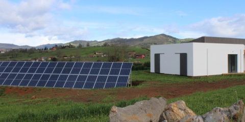 Desarrollan un simulador energético para dimensionar instalaciones de autoconsumo con almacenamiento