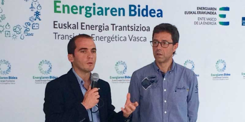 Medio centenar de municipios vascos reciben un distintivo por su compromiso con la transición energética