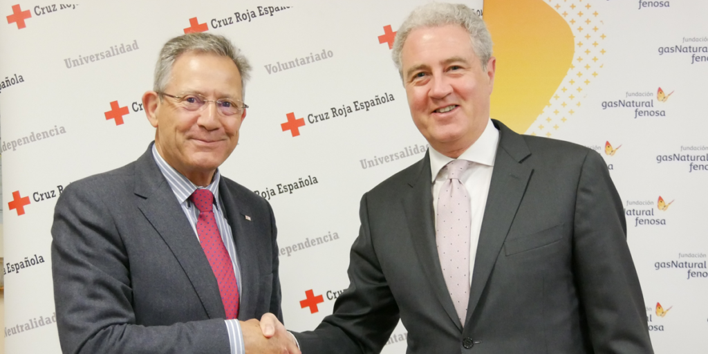 Acuerdo de colaboración entre Fundación Gas Natural Fenosa y Cruz Roja para ayudar a colectivos en riesgo de vulnerabilidad energética.