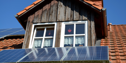Ayuntamiento de Pamplona subvenciona el autoconsumo fotovoltaico en las viviendas unifamiliares