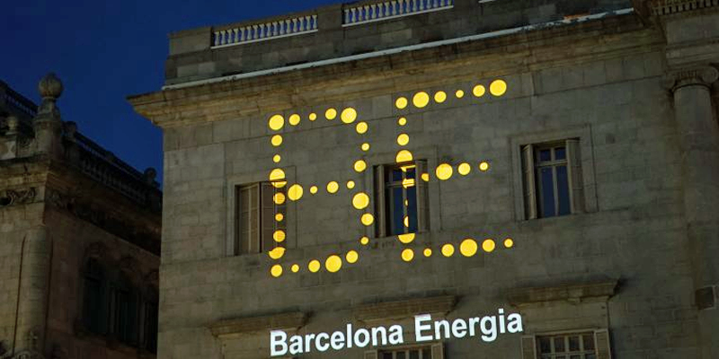 Barcelona Energía comienza a operar con energías renovables en las instalaciones municipales. 