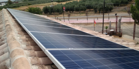 El primer restaurante con autoconsumo fotovoltaico de Andújar ahorrará 1.100 euros al año en la factura eléctrica