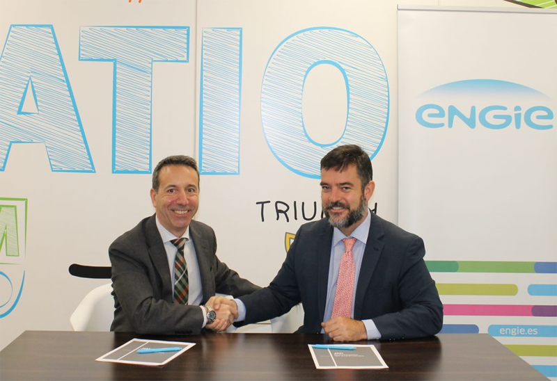 Firma del acuerdo entre ENGIE e ITH. 