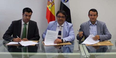 Extremadura firma un convenio con Iberdrola para proteger a las familias con vulnerabilidad energética