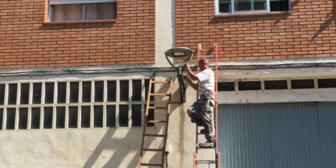 Barbastro reducirá un 40% su factura eléctrica con la modernización del alumbrado urbano