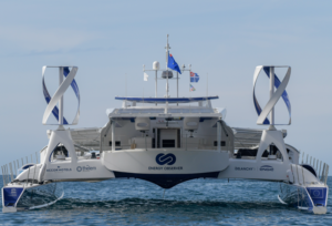 Imagen del Energy Observer a en su travesía por el Mediterráneo