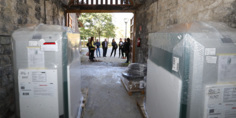 Las obras de la caldera de biomasa de la Sala de Armas de Ciudadela, a mitad de camino