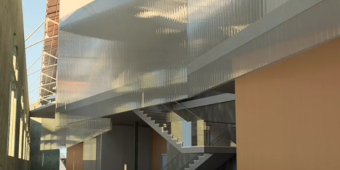 El edificio de Las Naves de Sevilla se convertirá en un centro de innovación que aprovecha las energías renovables