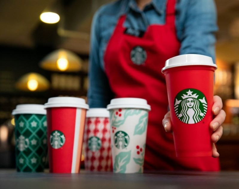 Starbucks usará electricidad 100% renovable en más de 300 tiendas en Illinois