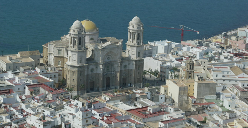 El Ayuntamiento de Cádiz adapta la Ordenanza de Conservación y Rehabilitación de Edificios para mejorar la eficiencia energética
