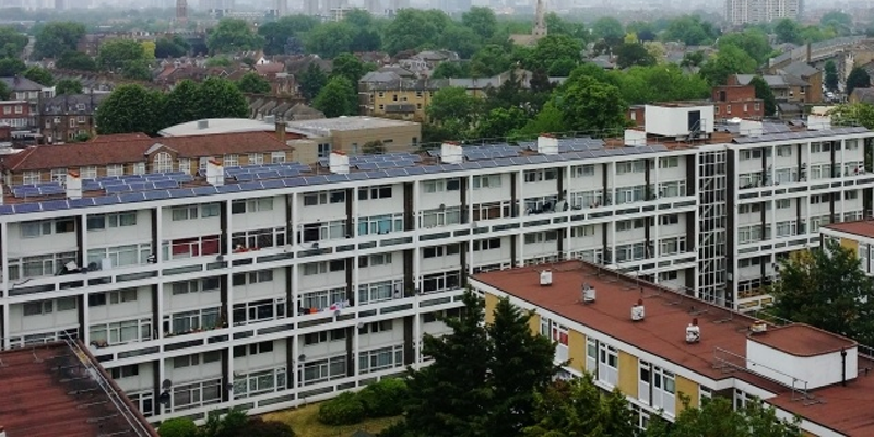 Un bloque de viviendas sociales de Londres intercambia energía solar gracias a la tecnología blockchain