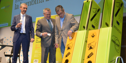 Ambilamp recicla la bombilla 200 millones y alcanza las 23.000 toneladas de material recuperado