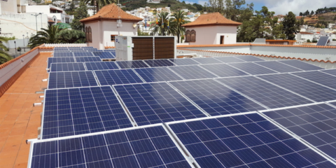El Ayuntamiento de Teror consigue el autoabastecimiento eléctrico con una instalación fotovoltaica