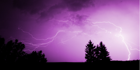 Las fuentes de alimentación con nivel de protección frente a sobretensiones transitorias OVC III reducen espacio, peso y coste