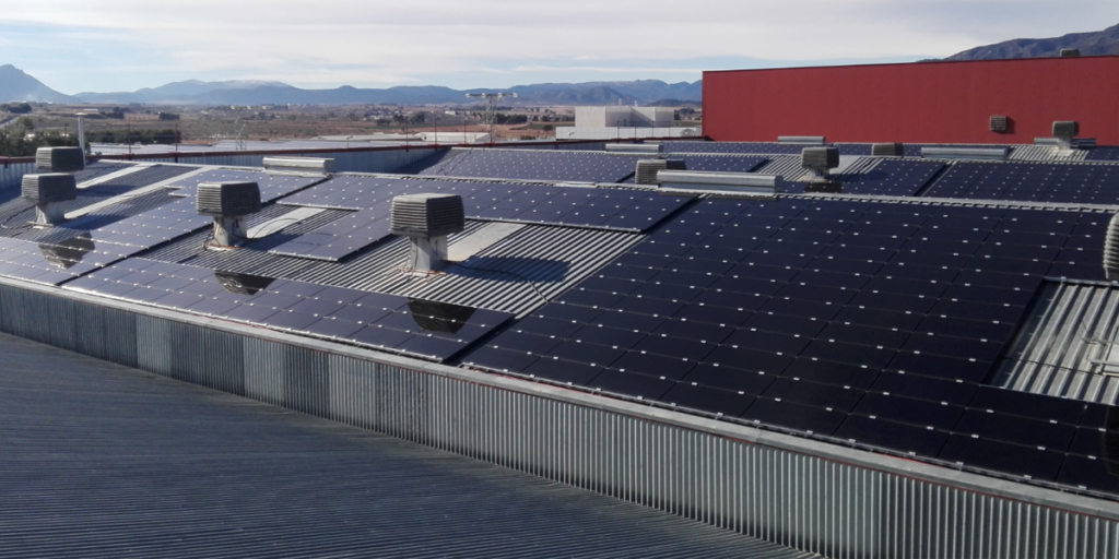 Instalación fotovoltaica de Postres Reina