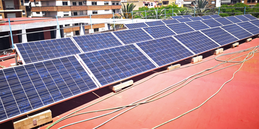 Cubierta solar para autoconsumo sobre la cubierta del Ayuntamiento de Xirivella.