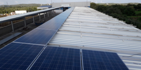 El centro laboral de Endesa en Mahón inaugura un sistema fotovoltaico de autoconsumo