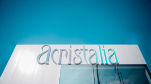 Fachada y logo de Acristalia.