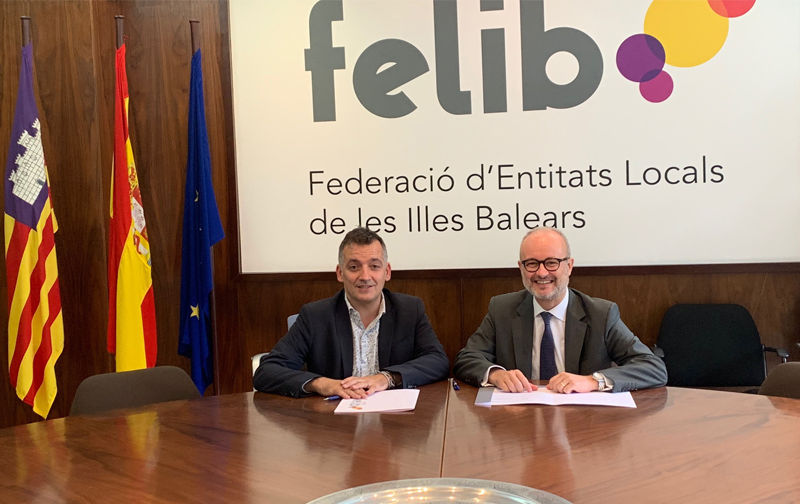 Firma del contrato de suministro eléctrico entre Endesa y la Federación de Entidades Locales de Islas Baleares. 