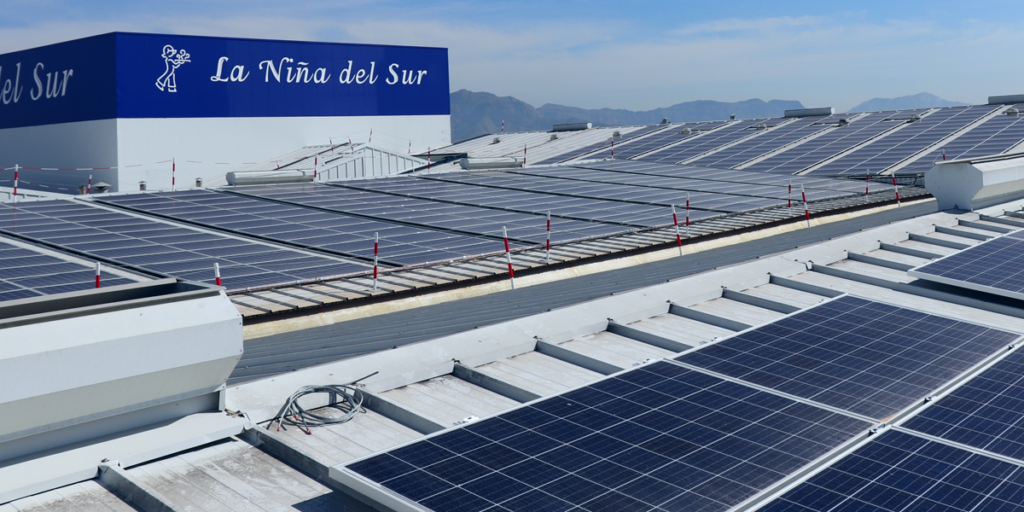 Instalación fotovoltaica de la empresa alimentaria La Niña del Sur.