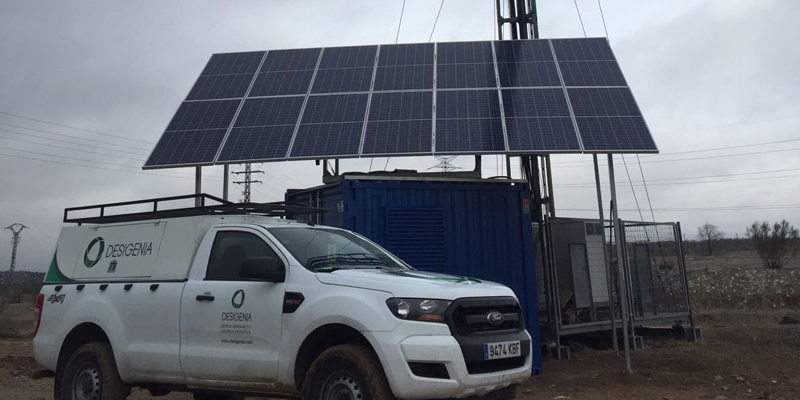 Tareas de mantenimiento preventivo de Desigenia en una instalación híbrida fotovoltaica.