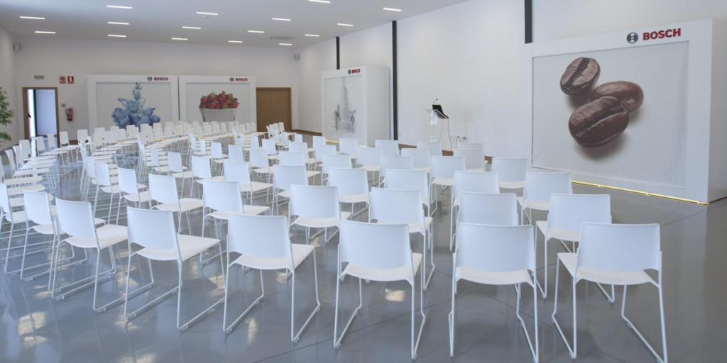 Auditorio del Bosch Competence Center.